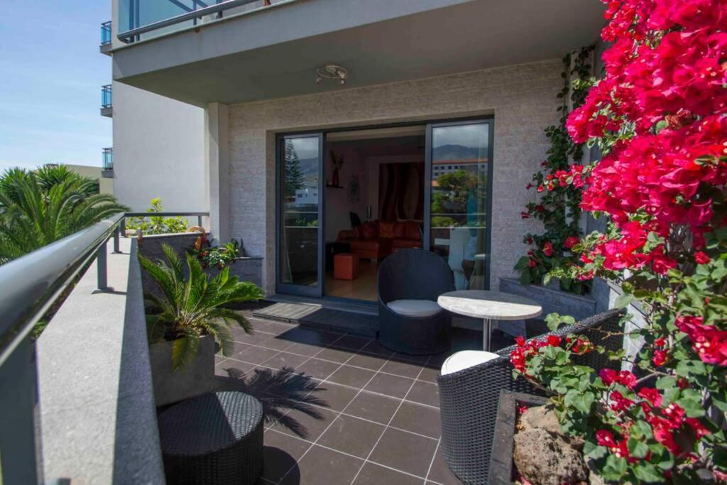 Varandas Da Fe Apartment ฟุงชาล ภายนอก รูปภาพ